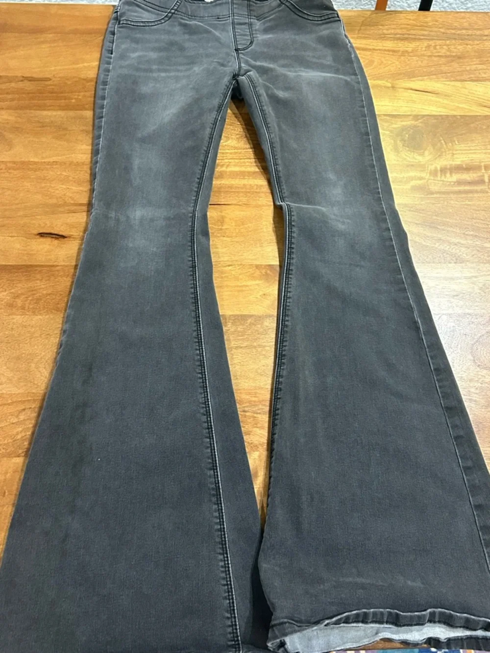 Free People Gray Ultra Flare Jeans Elastic Waist Low Rise Size 26